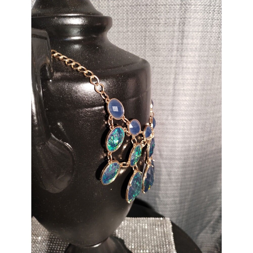 Necklace - Picture 2 of 5